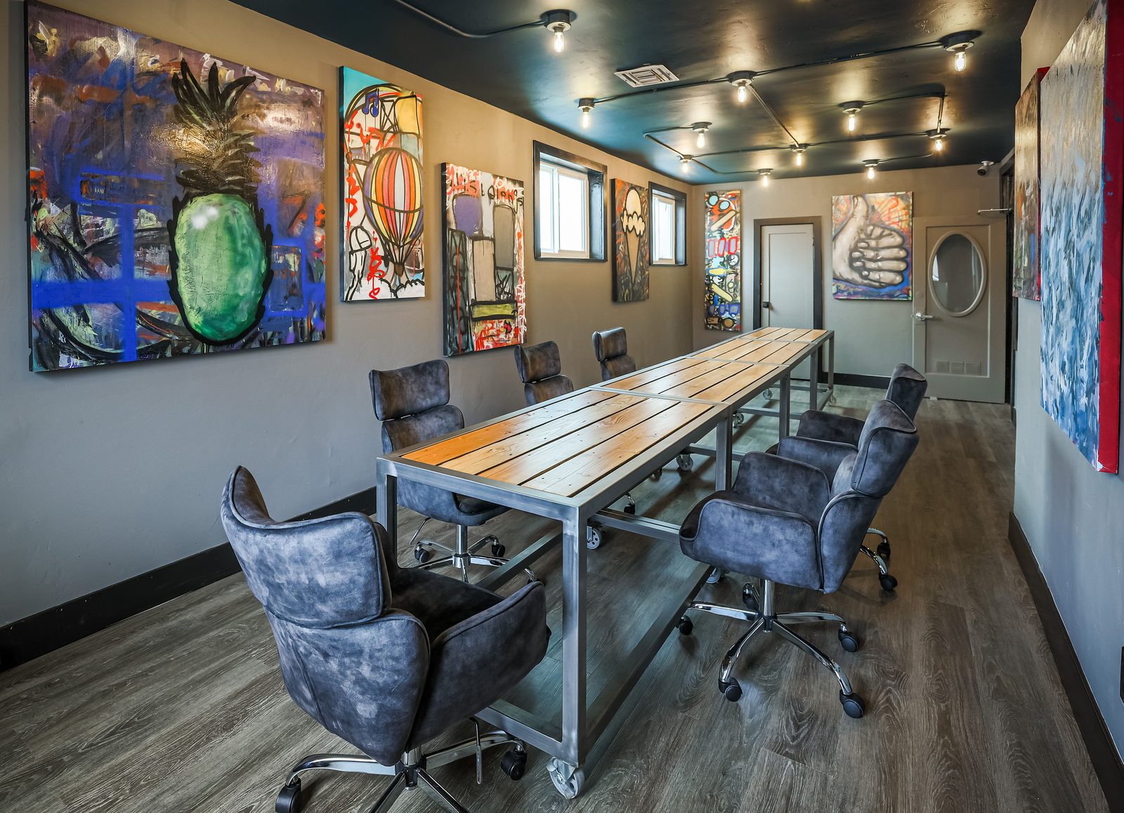 Professional meeting room at Granite City Workspaces in Folsom CA
